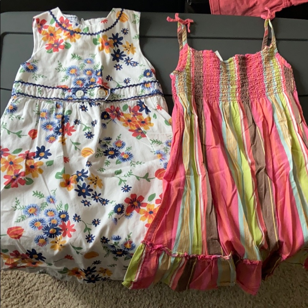 Two size 5 Old Navy girls dresses